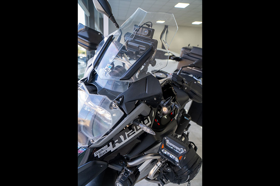 BMW R1200 GS Triple Black