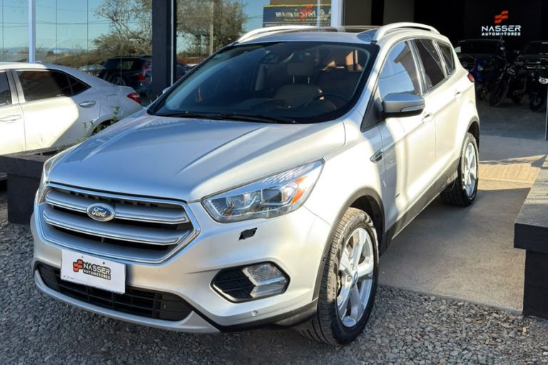 Ford Kuga Titanium 2.0 AT